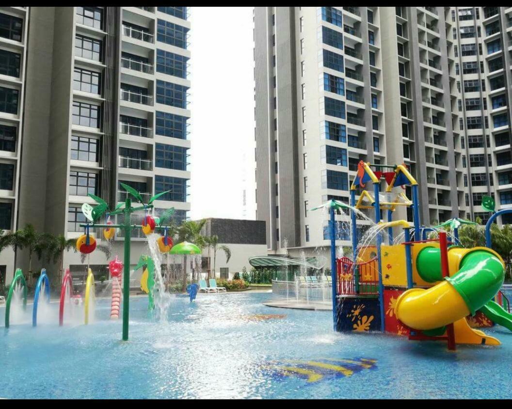 位于马六甲市中心的2卧室公寓-1100平方米|带2个独立浴室 Malacca 外观 照片